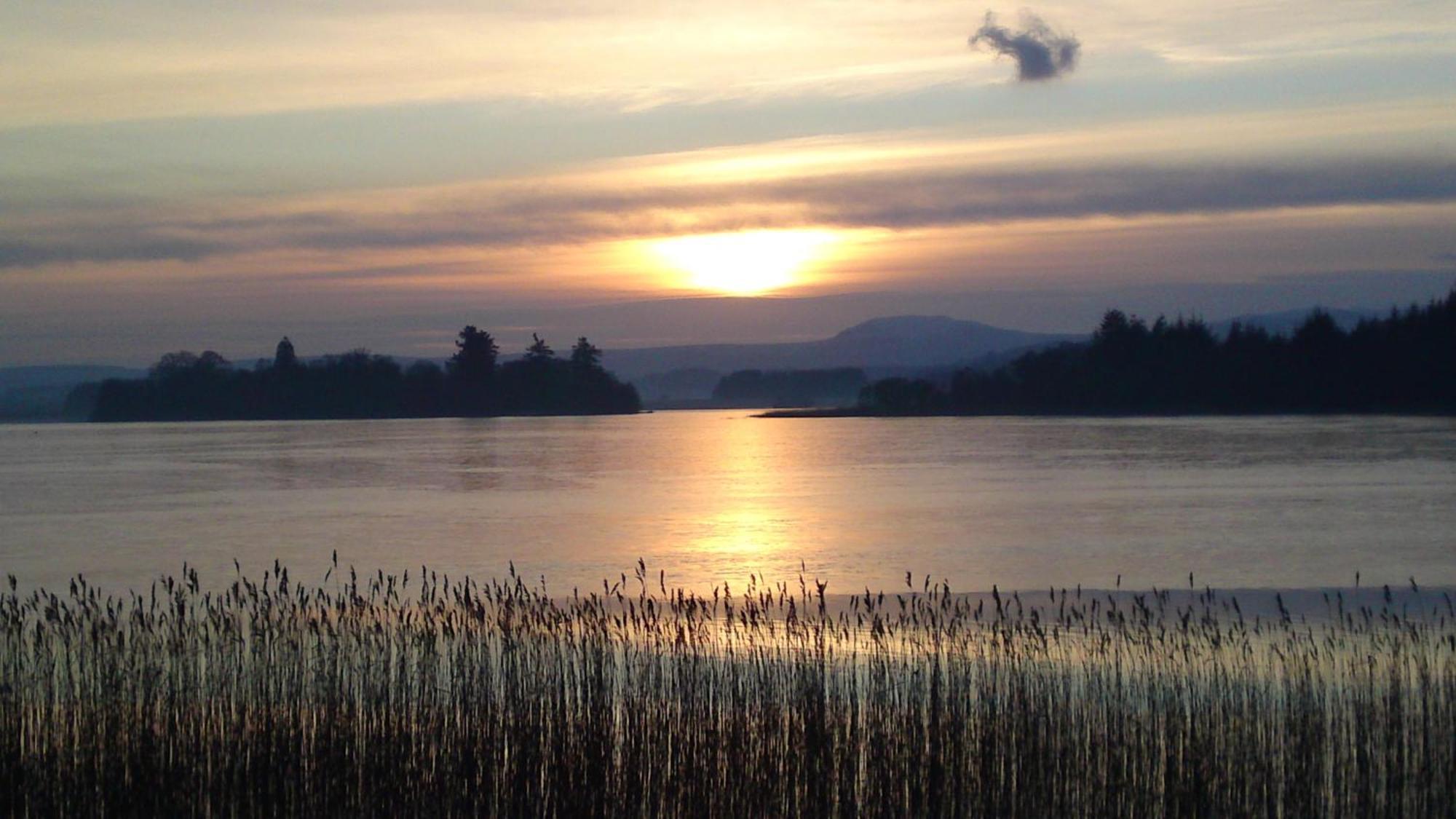 Karma Lake Of Menteith Hotel Aberfoyle  Exterior photo